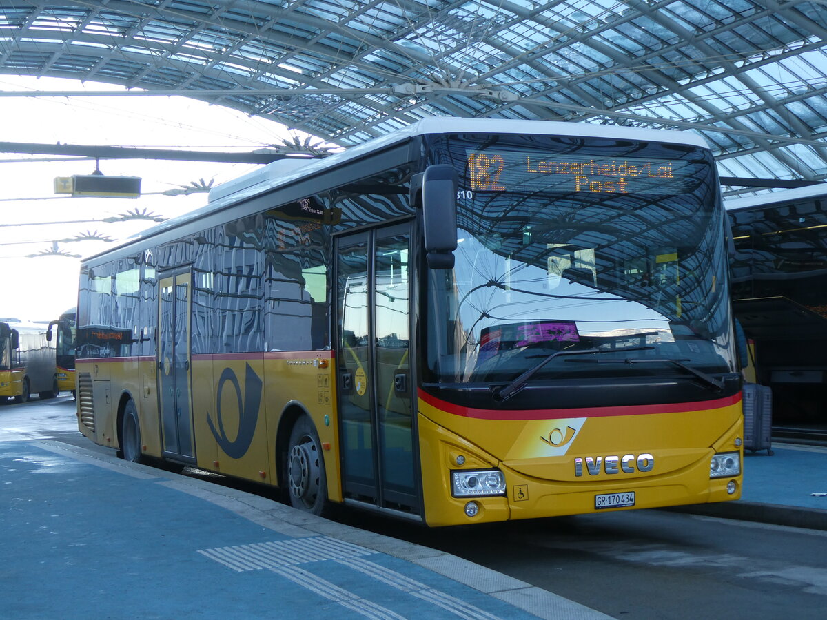 (270'301) - PostAuto Graubnden - GR 170'434/PID 10'310 - Iveco (ex Lagerfahrzeug Iveco) am 27. Dezember 2024 in Chur, Postautostation