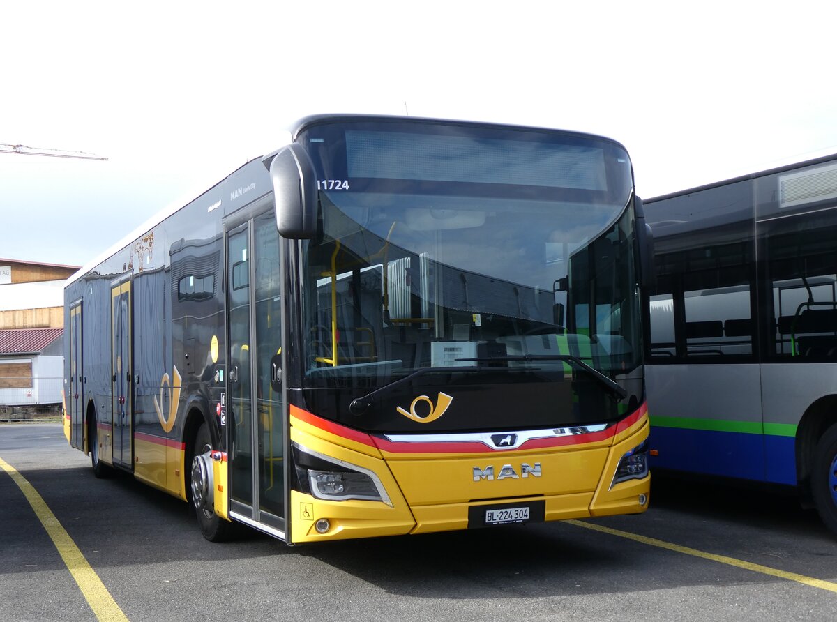 (273'124) - PostAuto Nordschweiz - BL 224'304/PID 11'724 - MAN am 22. Mrz 2025 in Kerzers, Interbus