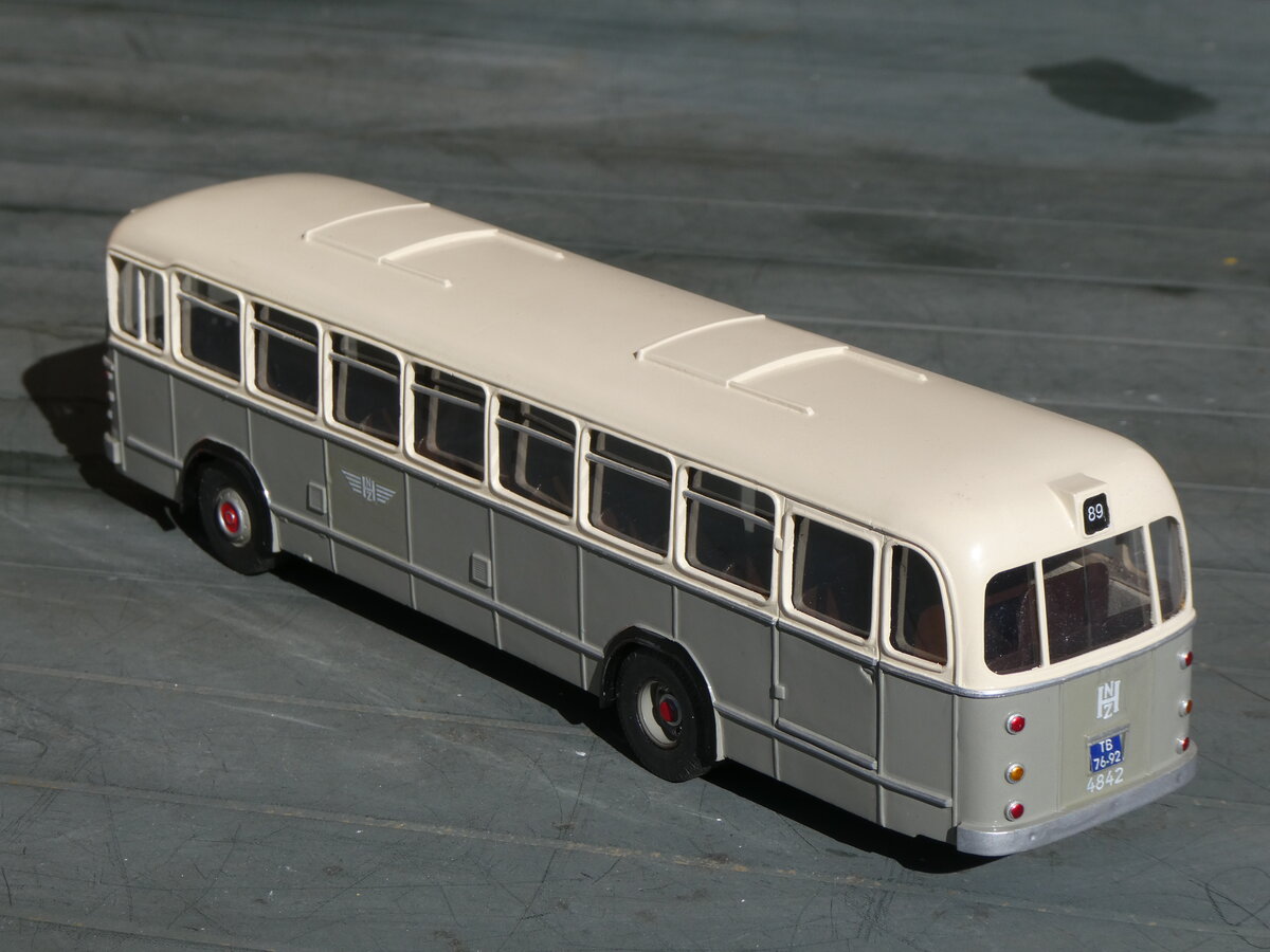 (273'731) - NZH Haarlem - Nr. 4842/TB-76-92 - Leyland am 6. April 2025 in Zuidhorn (Modell)