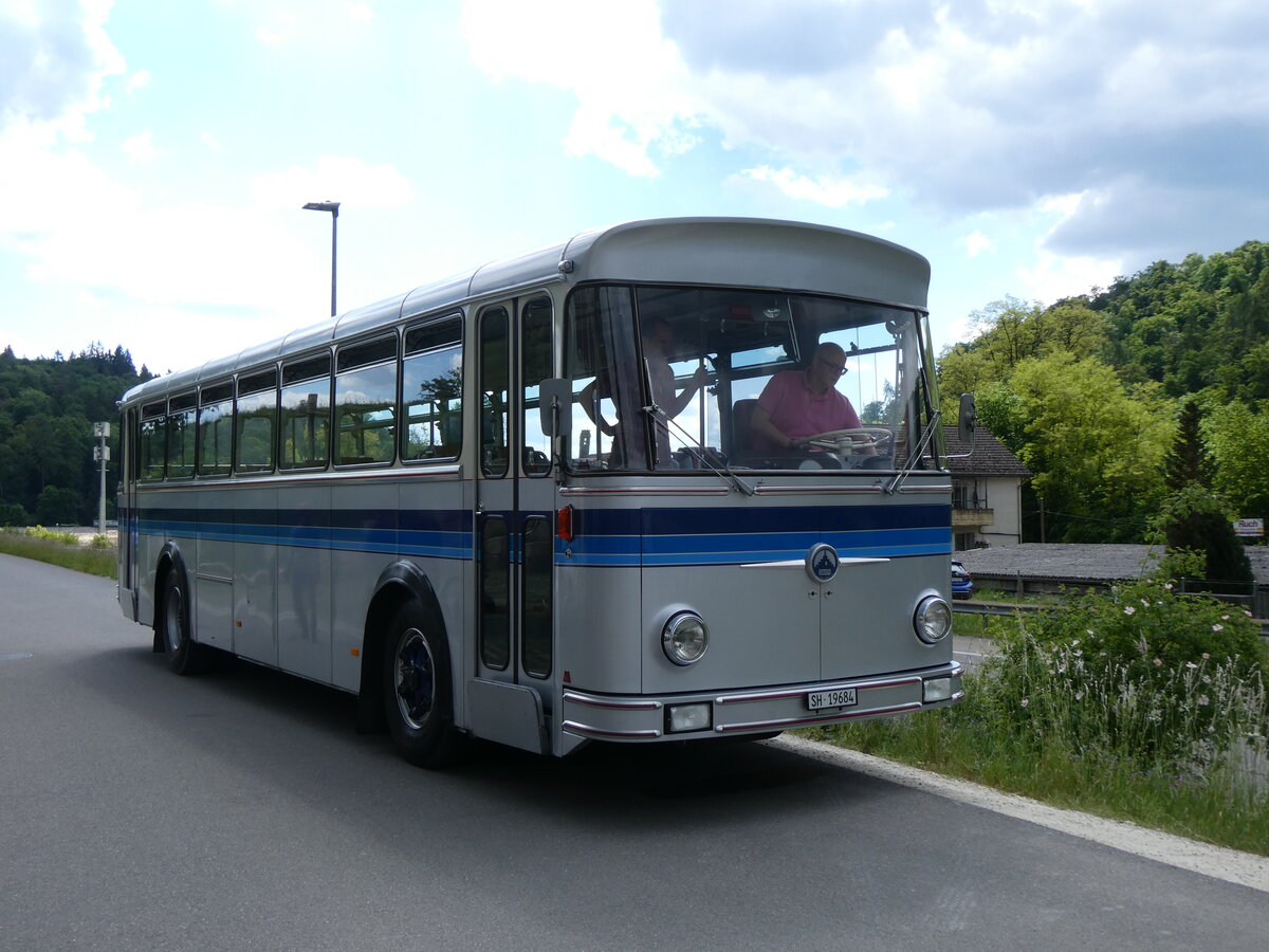 (275'674) - Borer, Neuhausen - SH 19'684 - Saurer/Tscher (ex Schttler, D-Kln; ex Braun, D-Mnster; ex Schmid, Hemishofen; ex Brtsch, Bttenhard; ex ASS Schleitheim Nr. 8) am 17. Mai 2025 in Schaffhausen, Gasthaus Ziegelhtte