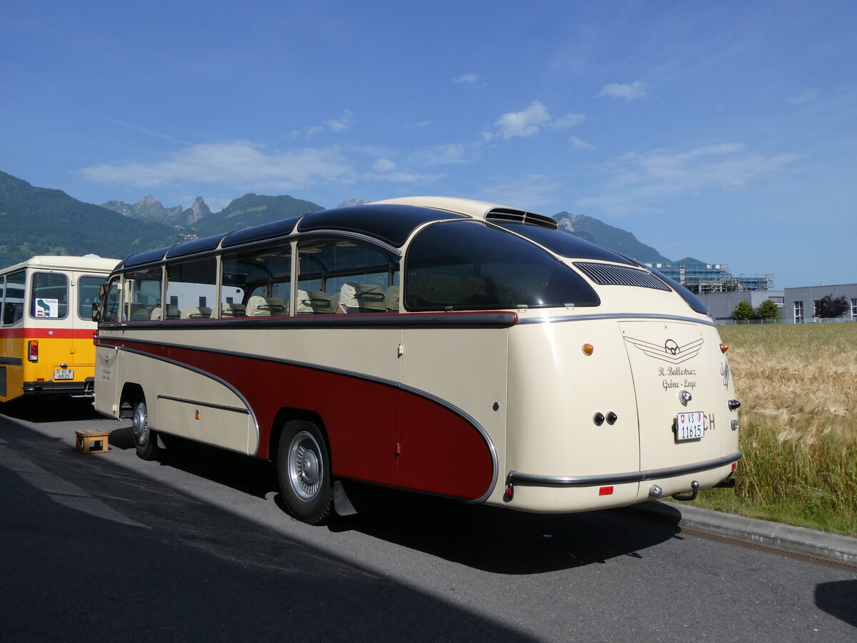 (276'617) - Ballestraz, Grne - VS 11'615 - Saurer/Saurer (ex Girardet, Yverdon) am 14. Juni 2025 in Aigle, Kolly SA