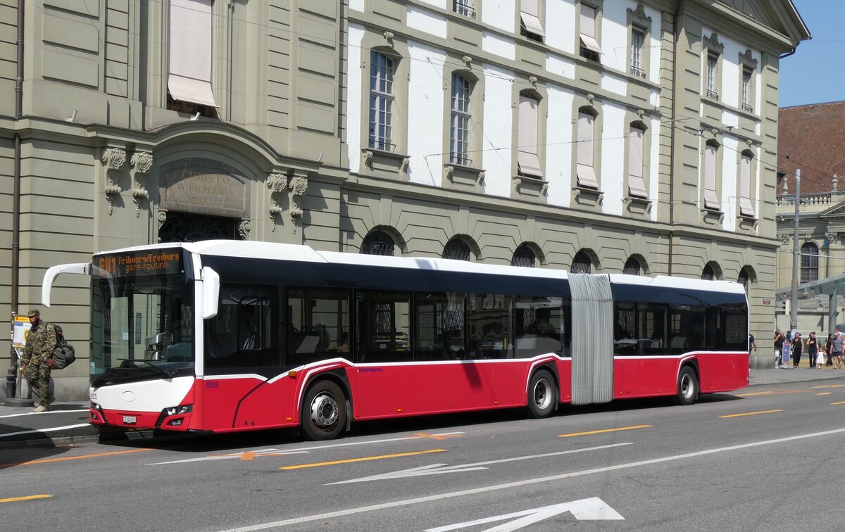 (278'916) - Intertours, Domdidier - Nr. 655/FR 300'655 - Solaris (ex PostBu/A BD 15'720) am 15. August 2025 beim Bahnhof Bern