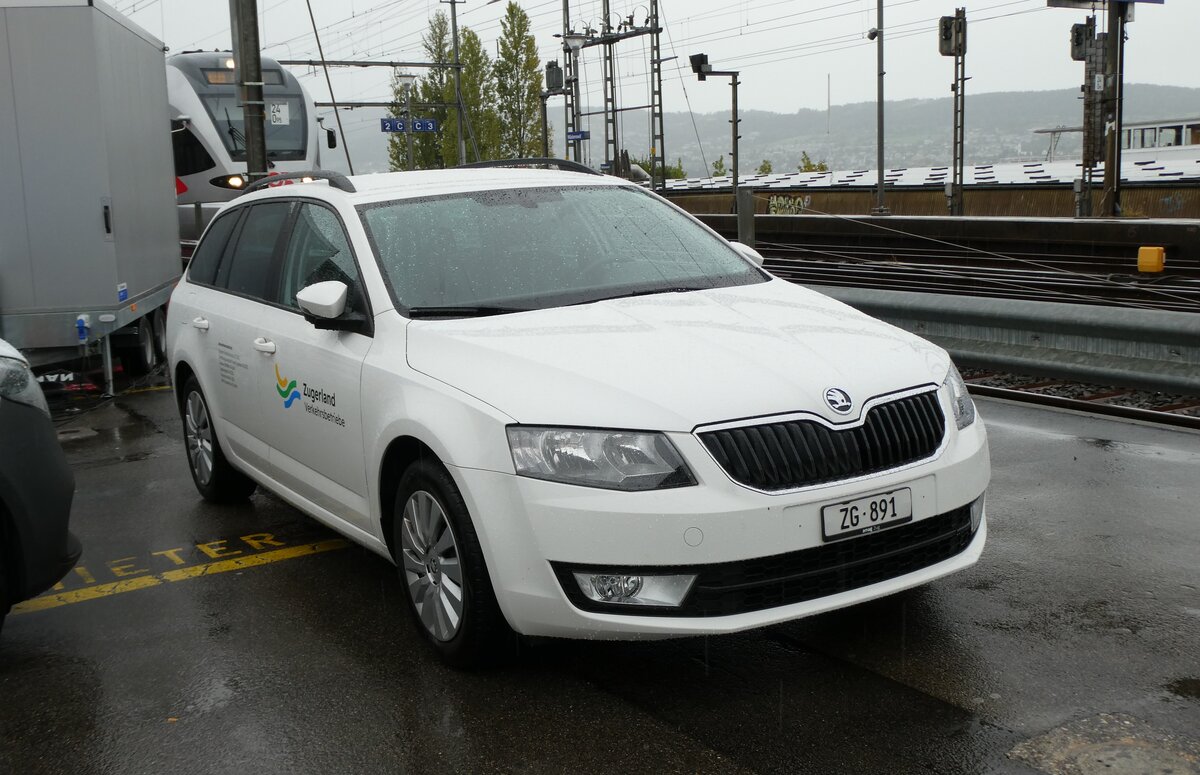 (280'729) - ZVB Zug - ZG 691 - Skoda am 27. September 2025 beim Bahnhof Wädenswil (280'729) - ZVB Zug - ZG 691 - Skoda am 27. September 2025 beim Bahnhof Wädenswil