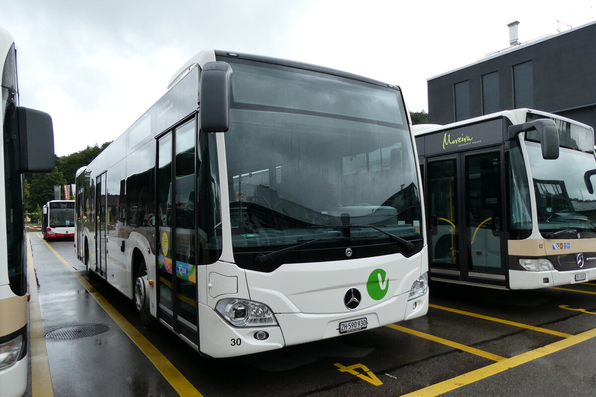(280'761) - Maag, Kloten - Nr. 30/ZH 590'930 - Mercedes am 27. September 2025 in Winterthur, Daimler Buses (280'761) - Maag, Kloten - Nr. 30/ZH 590'930 - Mercedes am 27. September 2025 in Winterthur, Daimler Buses