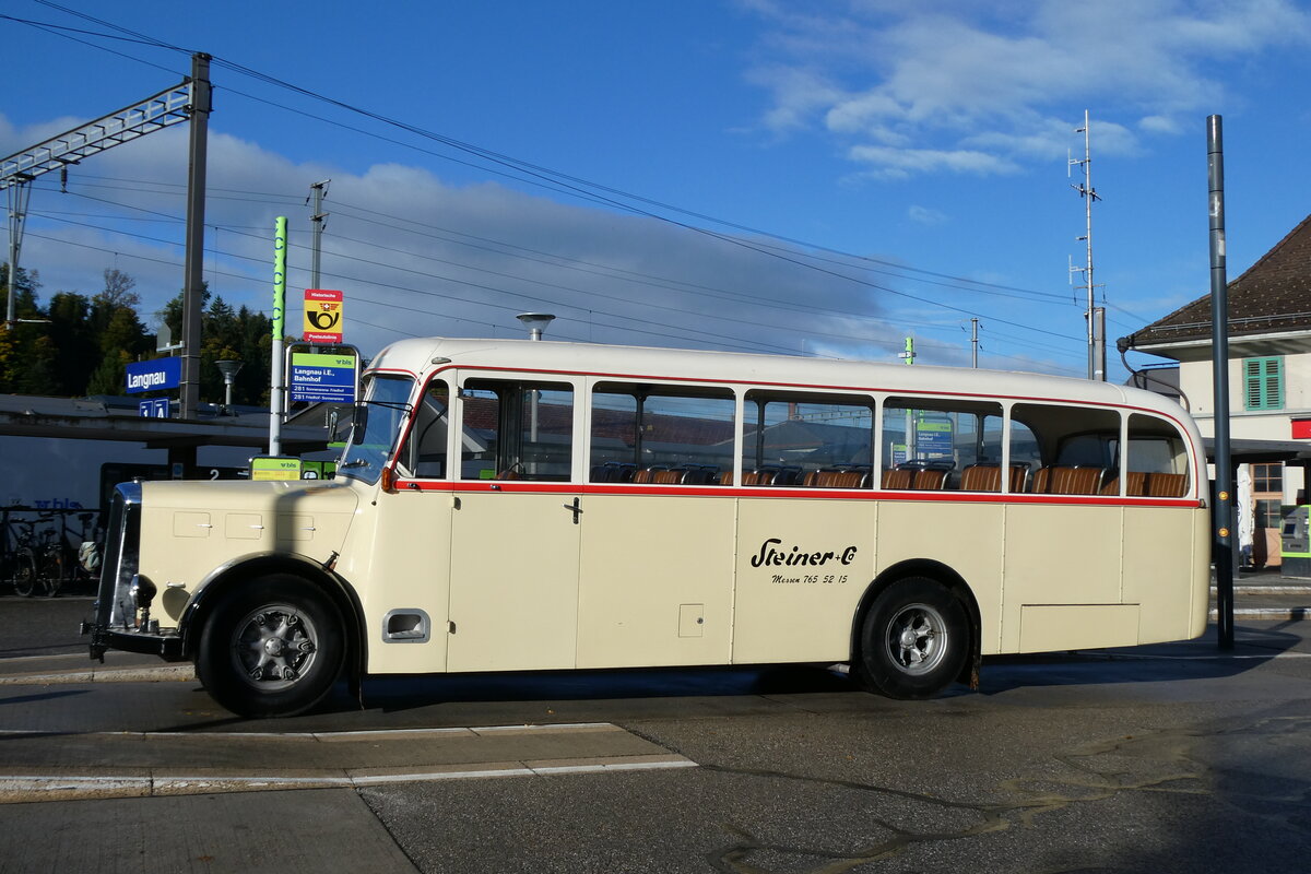 (280'984) - Steiner, Messen - SO 20'142 - Berna/Hess (ex Bärtschi, Biberen) am 5. Oktober 2025 beim Bahnhof Langnau (280'984) - Steiner, Messen - SO 20'142 - Berna/Hess (ex Bärtschi, Biberen) am 5. Oktober 2025 beim Bahnhof Langnau