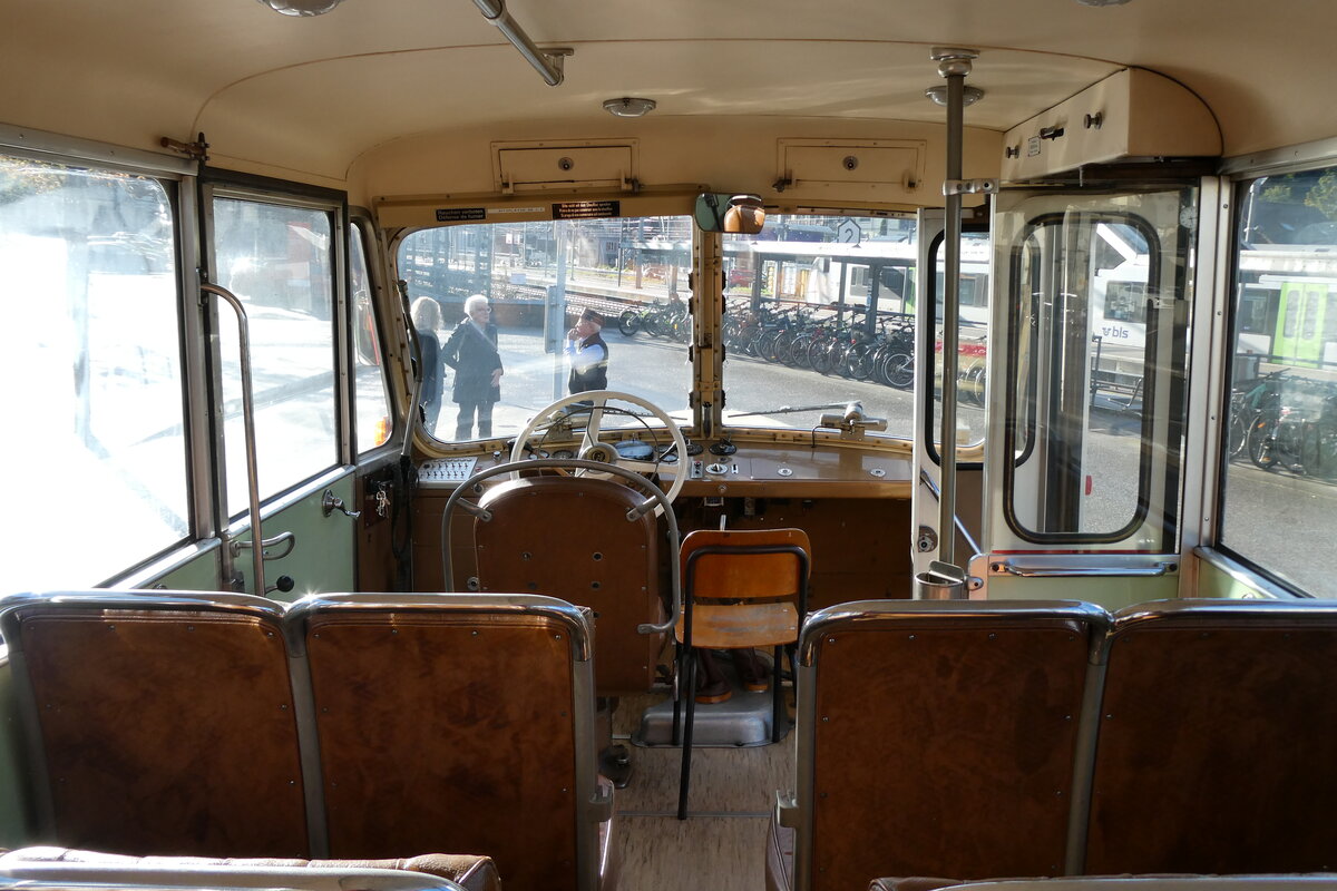 (280'988) - Steiner, Messen - SO 20'142 - Berna/Hess (ex Bärtschi, Biberen) am 5. Oktober 2025 beim Bahnhof Langnau (Innenaufnahme)  (280'988) - Steiner, Messen - SO 20'142 - Berna/Hess (ex Bärtschi, Biberen) am 5. Oktober 2025 beim Bahnhof Langnau (Innenaufnahme)