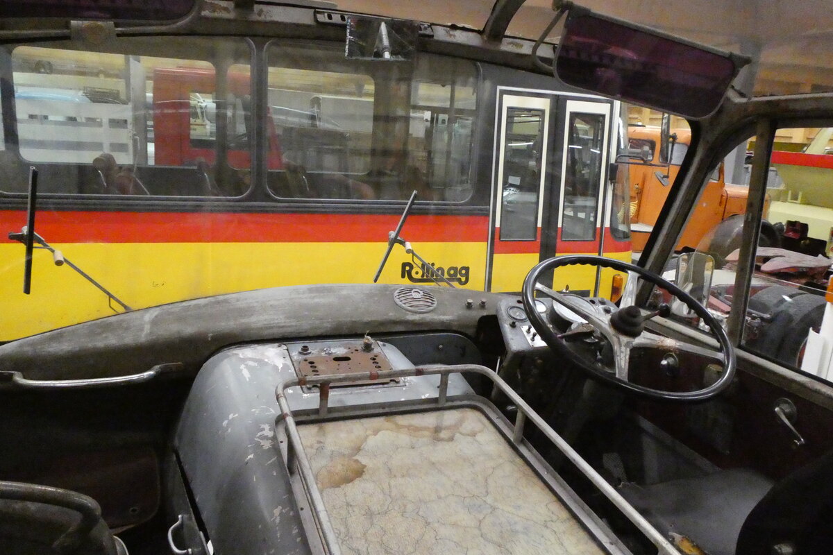 (281'590) - Koch-Sterchi, Ziefen (Rllin) - FBW/FHS am 18. Oktober 2025 in Nfels, FBW-Museum (Innenaufnahme)
