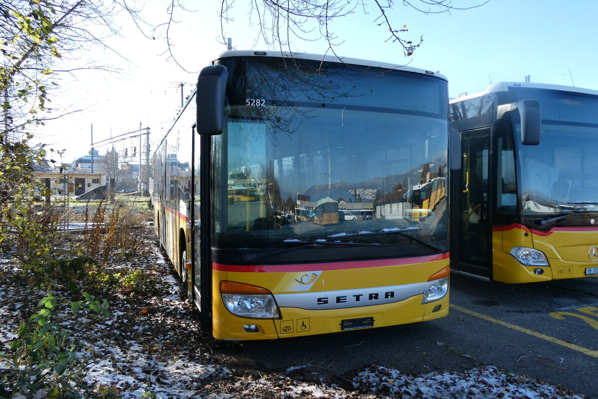 (282'508) - CarPostal Ouest - PID 5282 - Setra (ex JU 59'239; ex Nr. 23) am 22. November 2025 in Yverdon, Garage