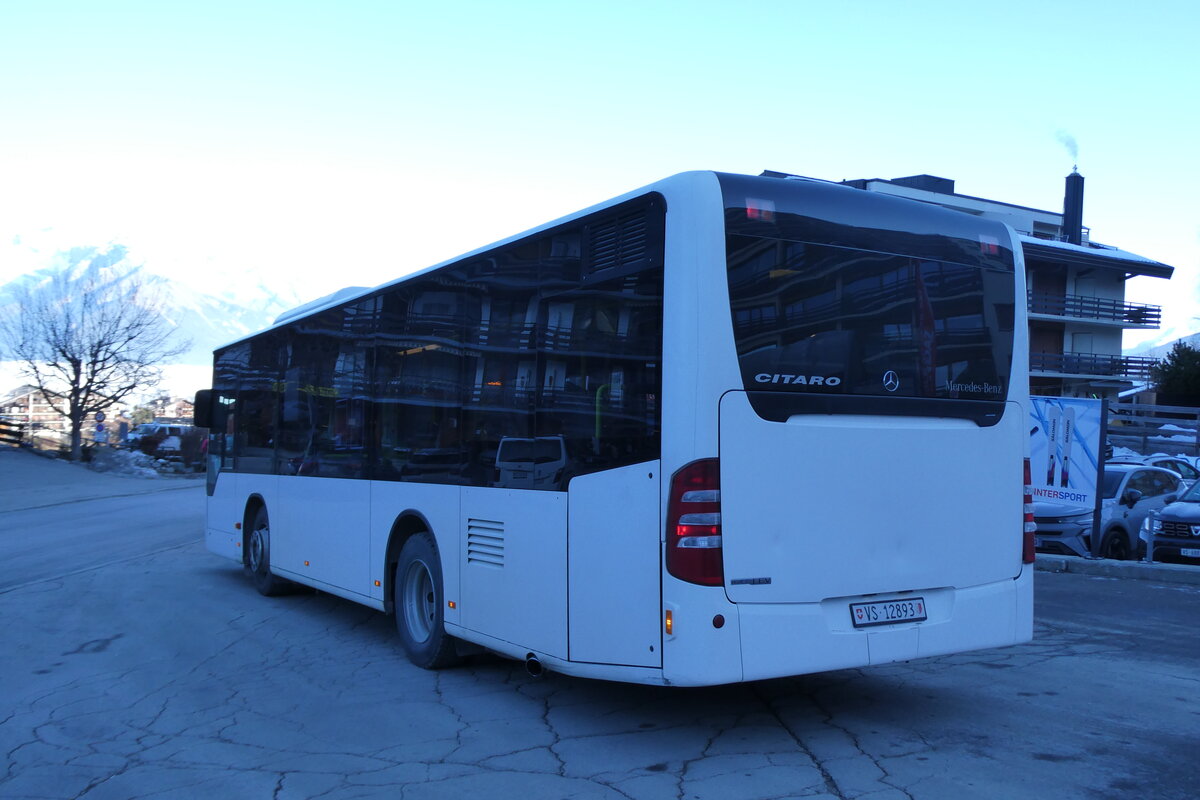 (283'556) - Lathion, Sion - Nr. 16/VS 12'893/PID 5355 - Mercedes (ex TPC Aigle) am 30. Dezember 2025 in Haute-Nendaz, T�l�cabine