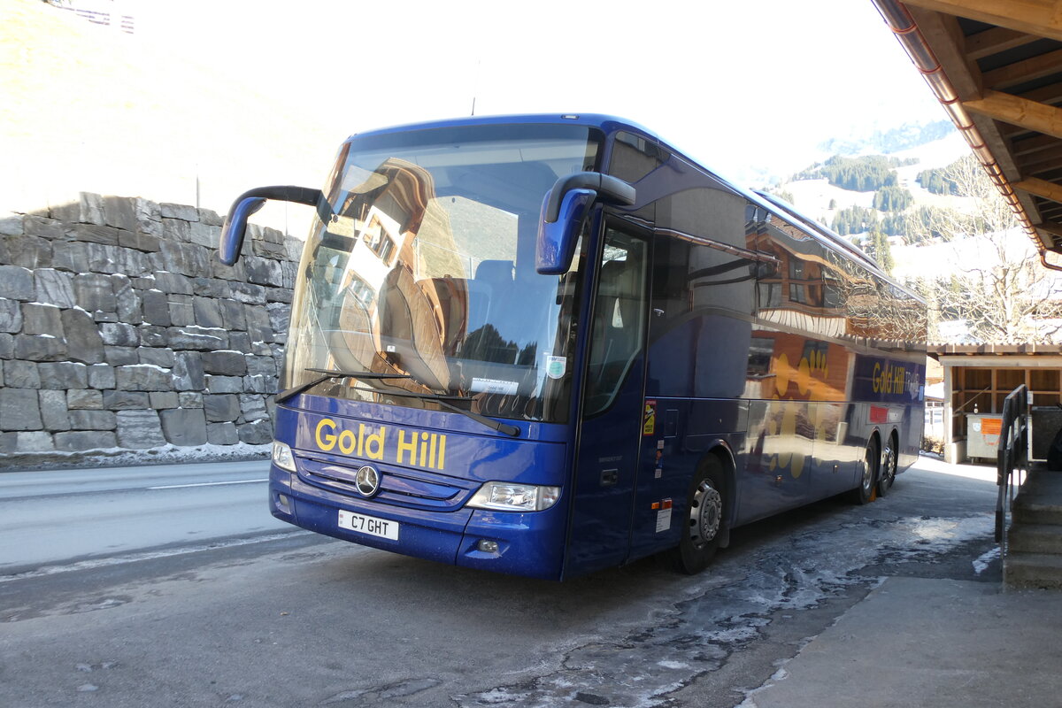 (283'622) - Aus England: Gold Hill Travel, Lougborough - C7 GHT - Mercedes am 1. Januar 2026 in Adelboden, Ferienlager Albo