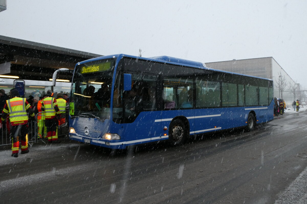 (283'823) - Tritten, Zweisimmen - BE 26'971 - Mercedes (ex AFA Adelboden Nr. 94) am 10. Januar 2026 beim Bahnhof Frutigen