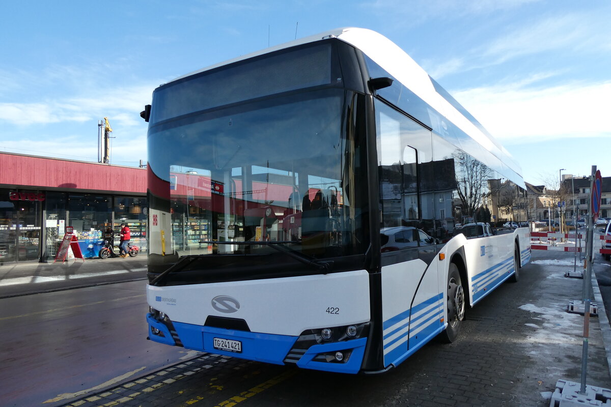 (284'173) - BOTG Amriswil - Nr. 422/TG 241'421'4221 - eSolaris am 16. Januar 2026 beim Bahnhof Amriswil