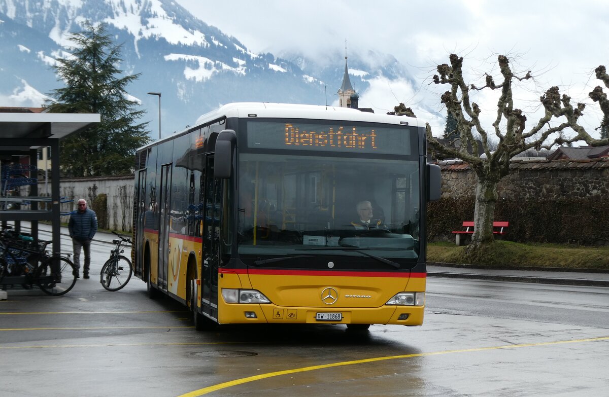 (284'950) - PostAuto Zentralschweiz - Nr. 3/OW 11'868/PID 5557 - Mercedes (ex H�fliger, Sursee Nr. 3) am 20. Februar 2026 beim Bahnhof Sarnen