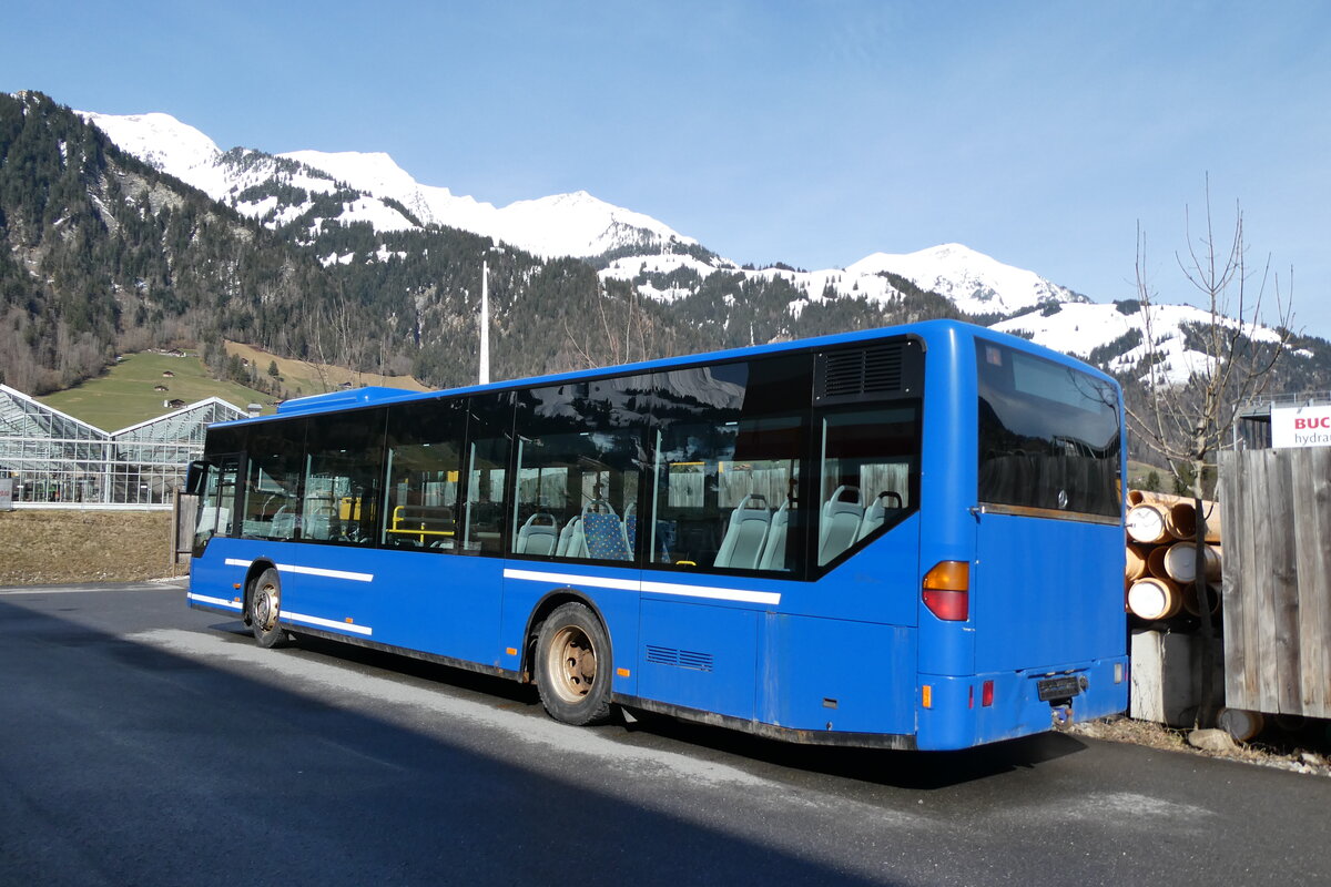 (285'021) - Tritten, Zweisimmen - Mercedes (ex AFA Adelboden Nr. 94) am 22. Februar 2026 in Frutigen, Garage AFA