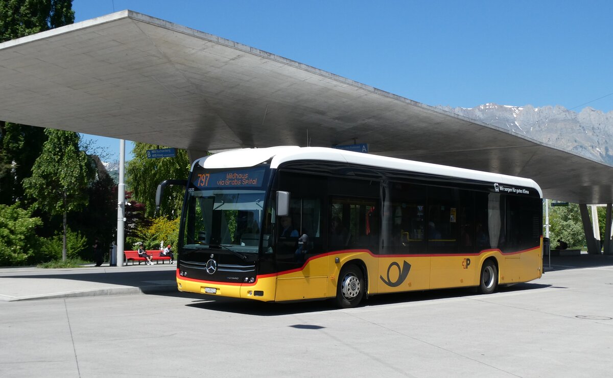 (286'535) - PostAuto Ostschweiz - SG 499'211/PID 12'131 - eMercedes am 30. April 2026 beim Bahnhof Buchs