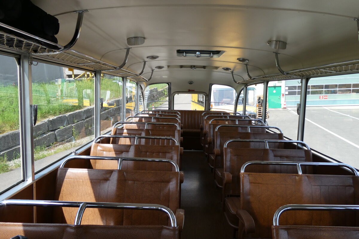 (286'611) - Rupp, Zumikon - ZH 89'703 - Berna/R&J (ex Liechti, Ligerz; ex Roki, Heimberg; ex Wyland Post, Tr�llikon; ex Peter Pfaffnau (Innenaufnahme)