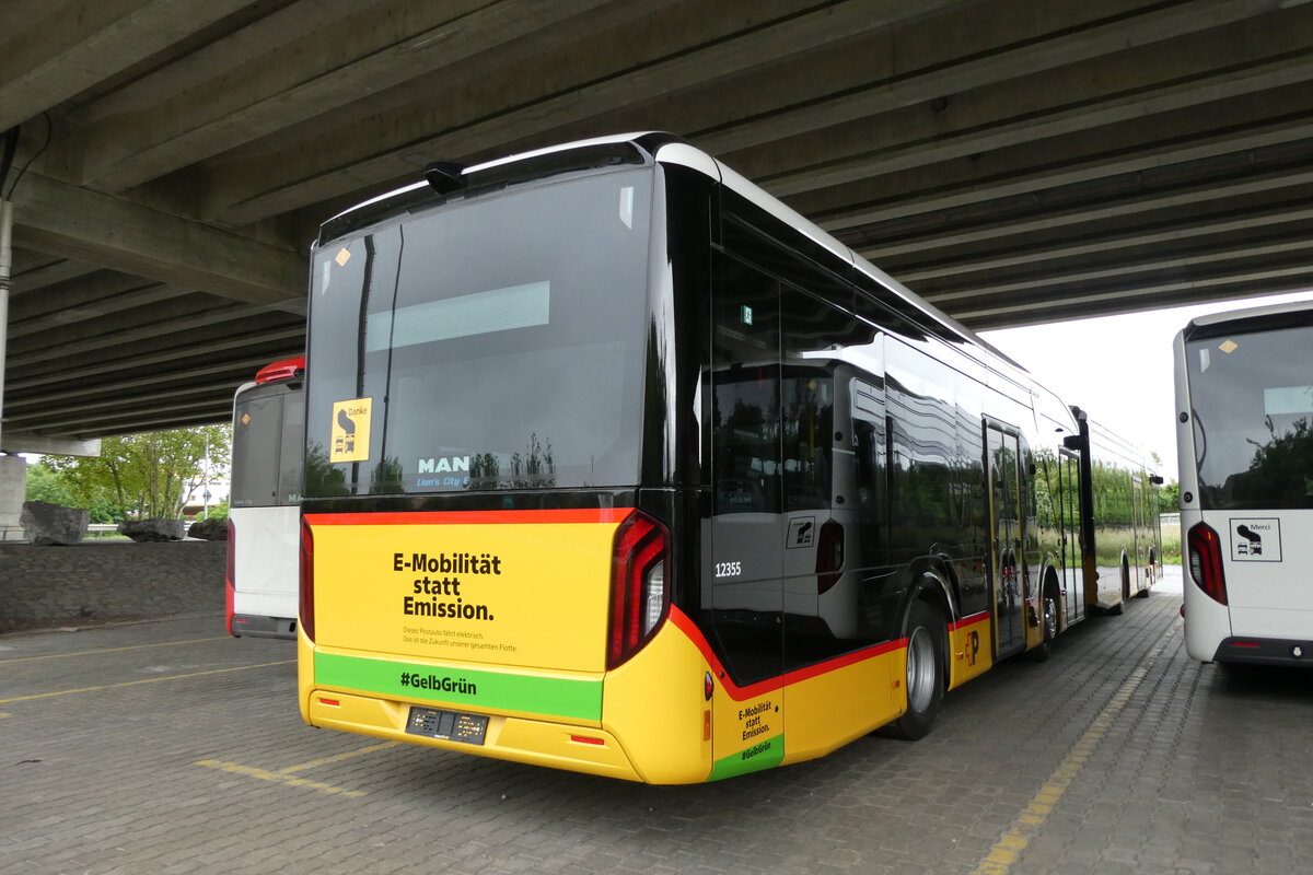 (286'952) - PostAuto Bern - PID 12'355 - eMAN am 14. Mai 2026 in Kerzers, Interbus