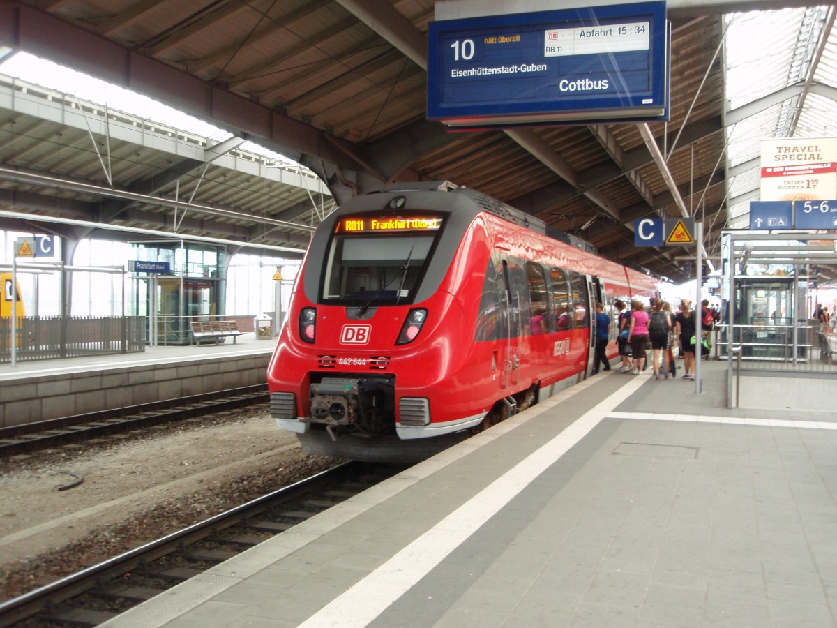 442 844 als RB 11 nach Cottbus in Frankfurt (Oder). 13.08.2014