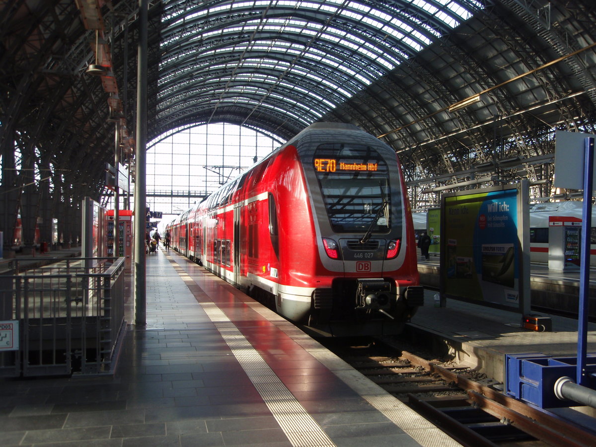 446 027 als RE 70 nach Mannheim Hbf in Frankfurt (Main) Hbf. 23.02.2019