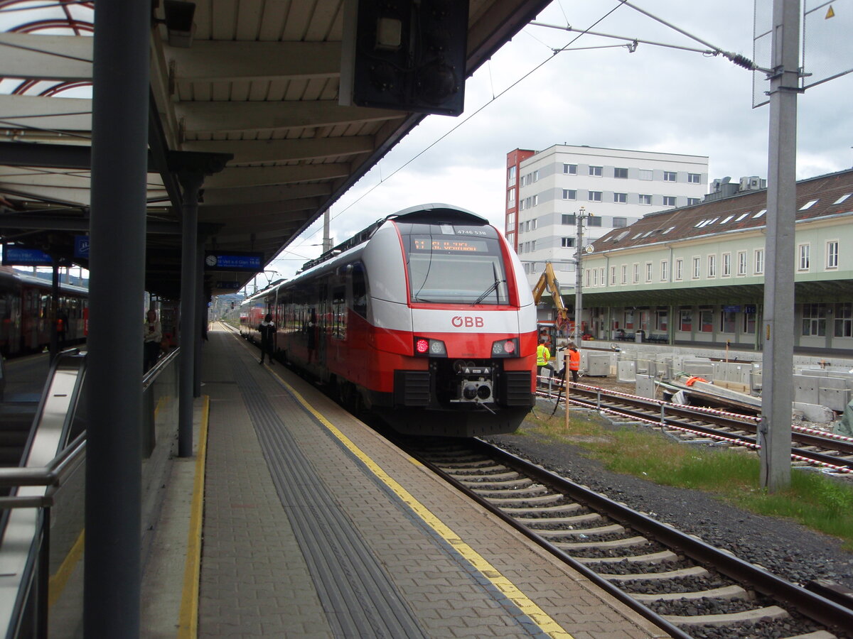 4746 538 als S 1 Lienz (Osttirol) - St. Veit (Glan) in Villach Hbf. 02.05.2024