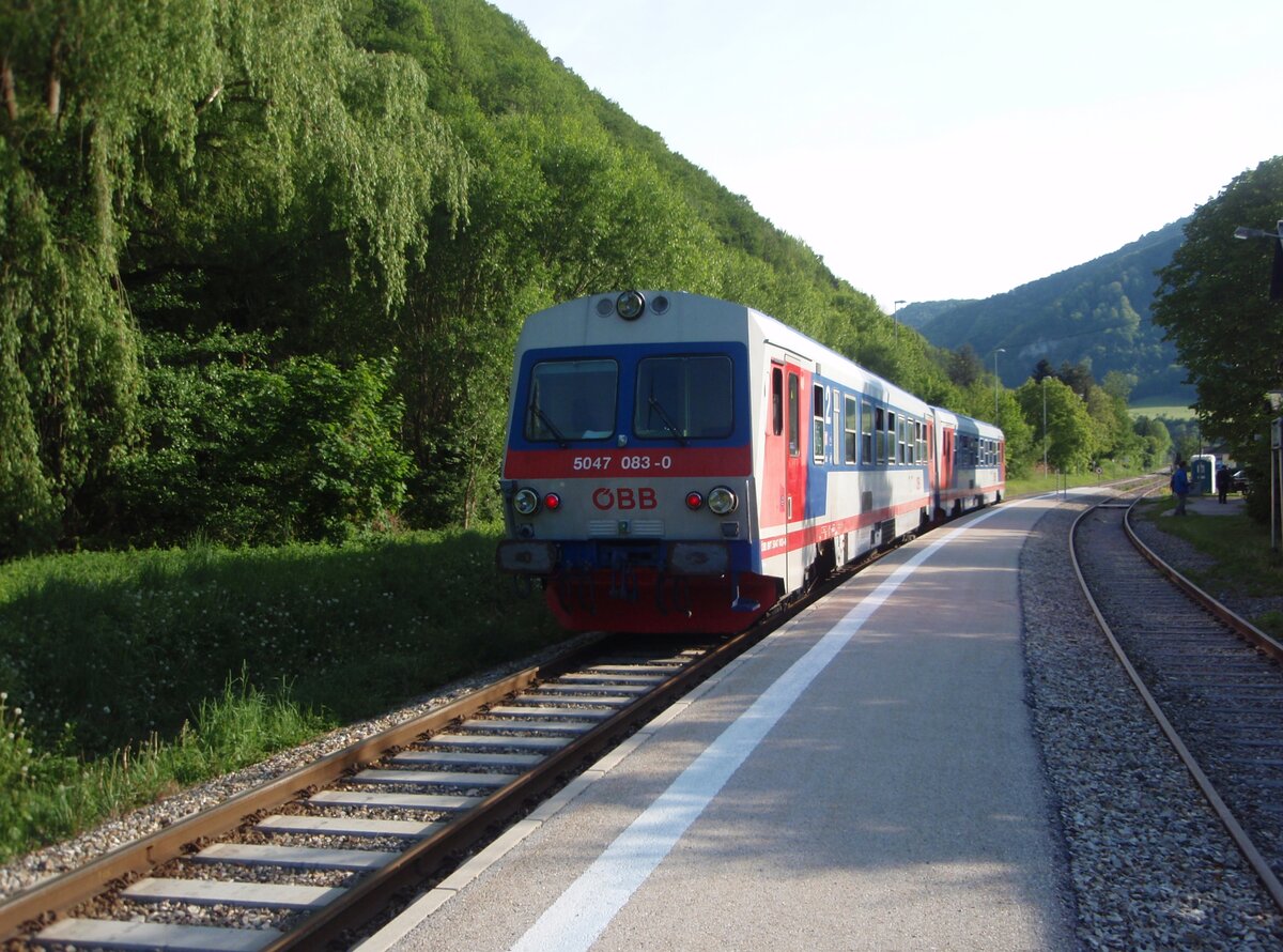 5047 083 als R aus St. Plten Hbf in Schrambach. 05.05.2024