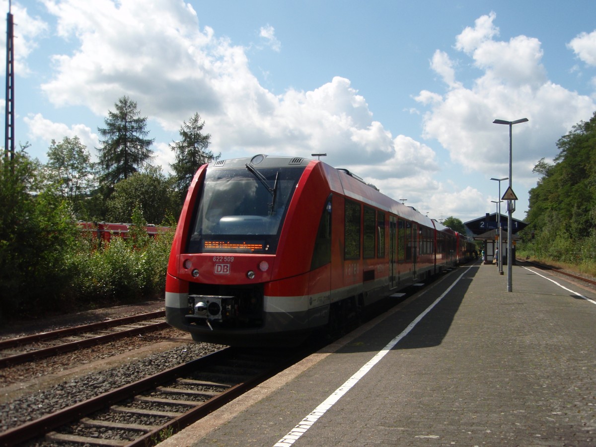 622 509 als RB 25 aus Kln-Hansaring in Dieringhausen. 18.08.2014