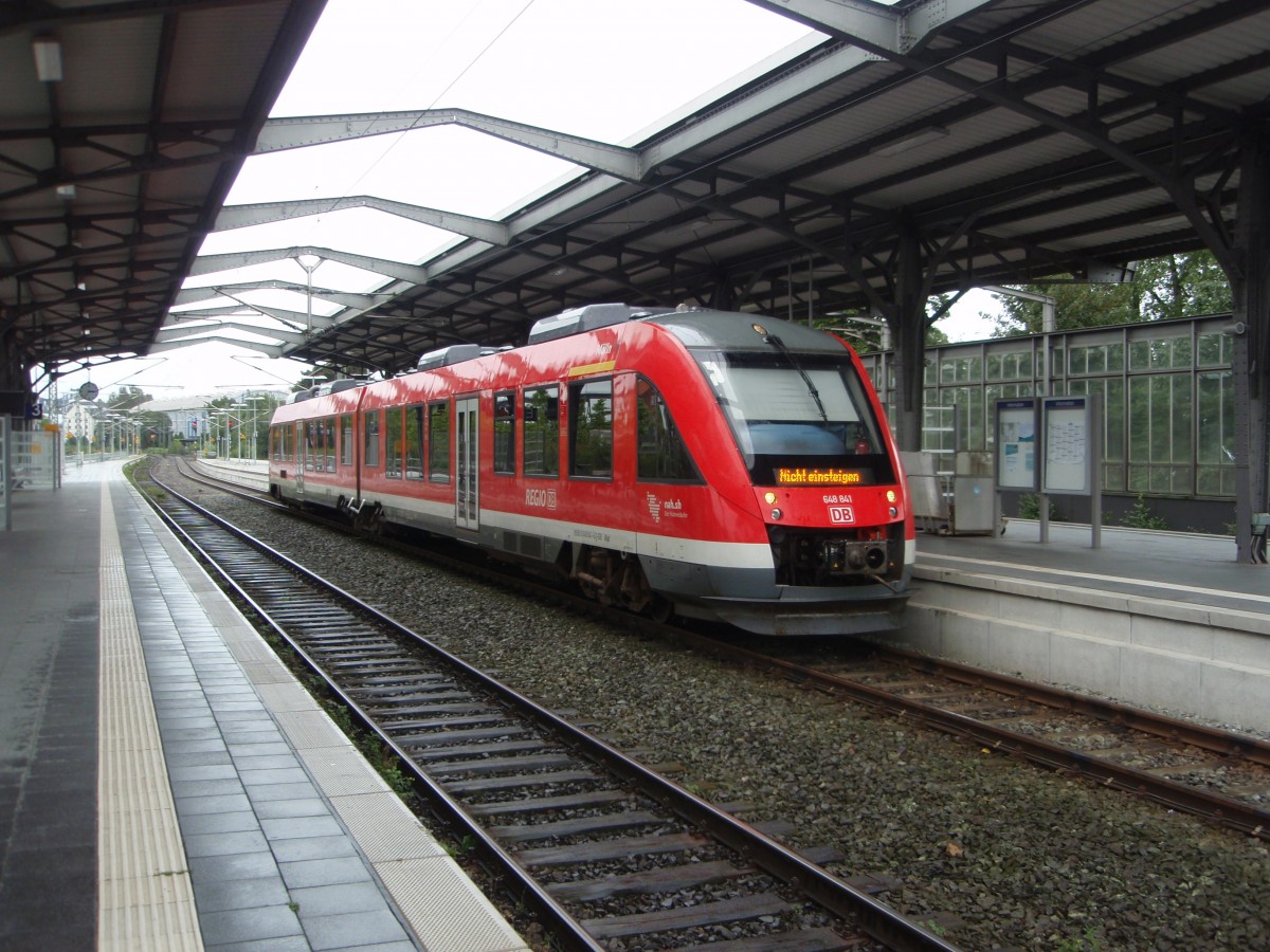 648 841 als RB 75 aus Kiel Hbf in Rendsburg. 01.09.2015