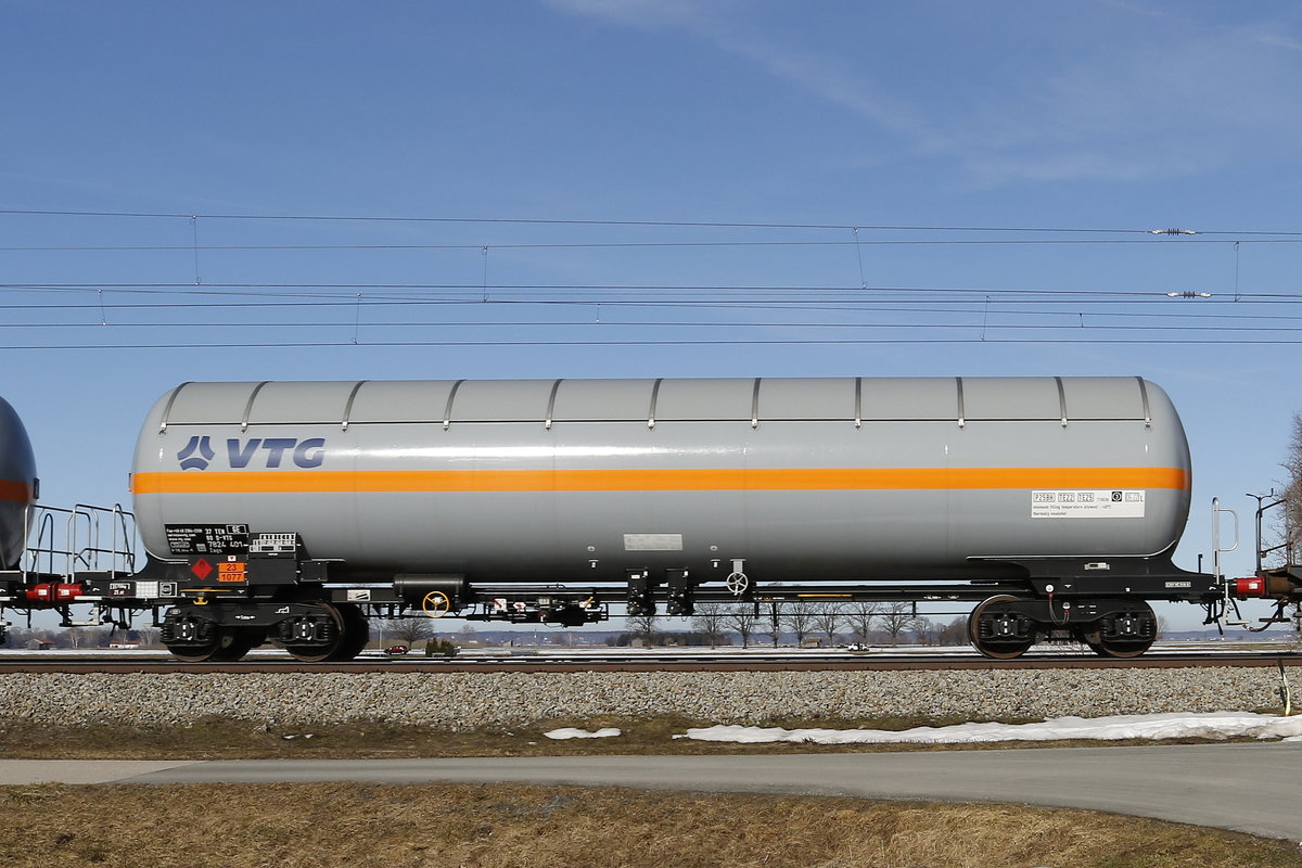 7824 401 (Zags) von  VTG  am 16. Februar 2019 bei bersee.