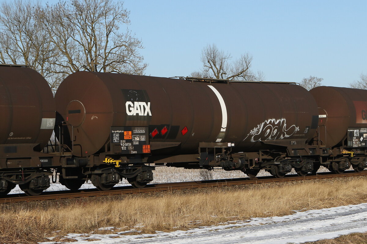 7832 135 (Zaens) von  GATX  am 21. Januar 2026 bei Pirach.