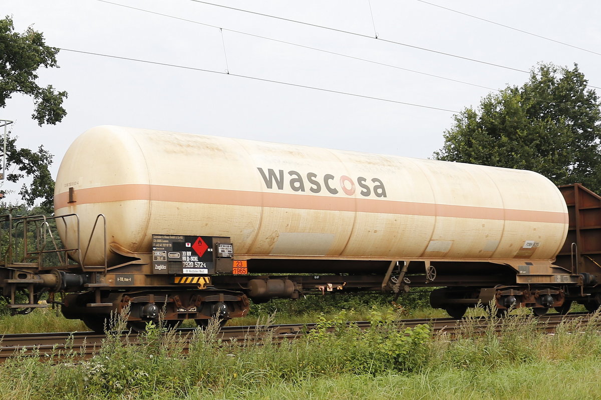 7920 572-4 (Zagkks) von  WASCOSA  am 17. August 2017 bei Drverden.