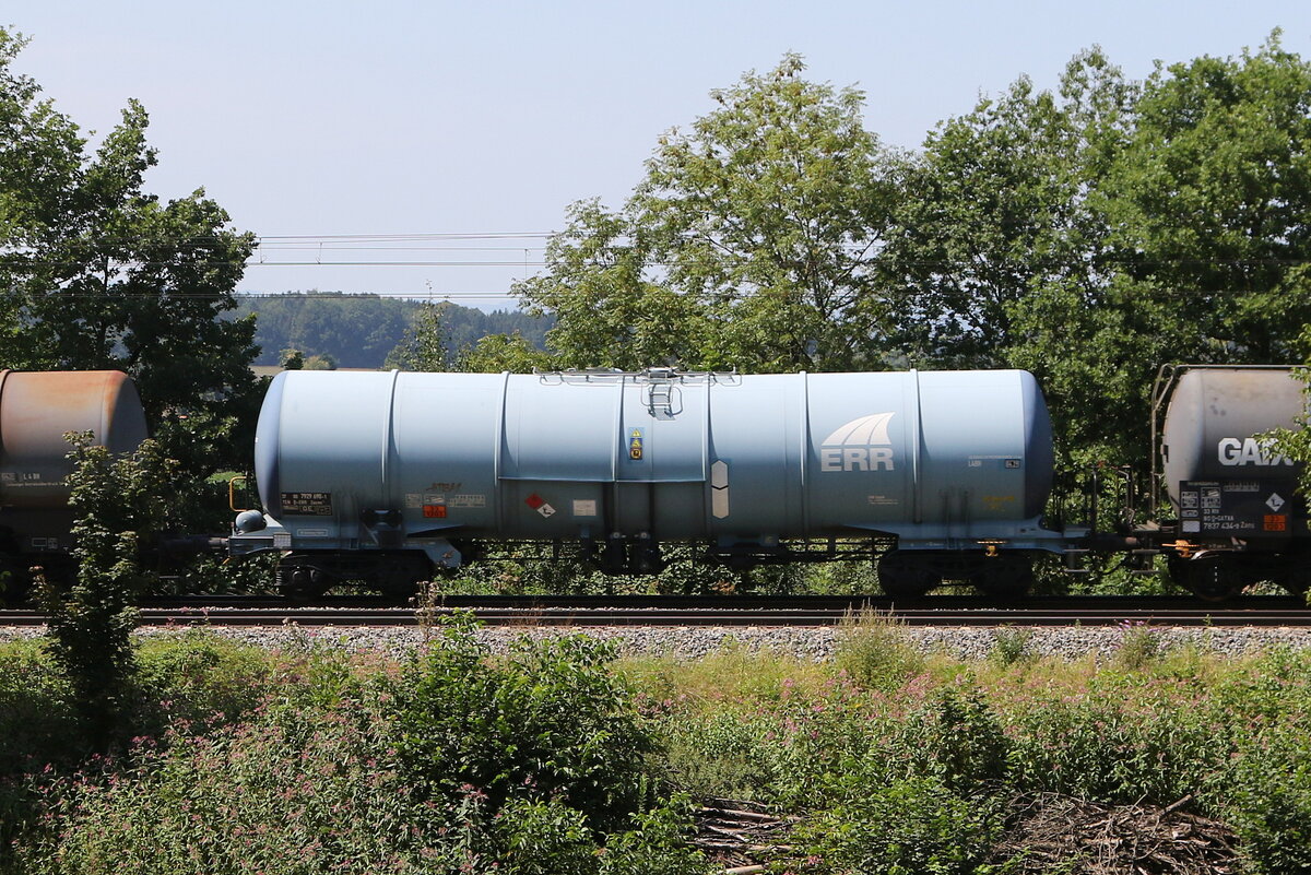 7929 690 (Zacens) von  ERR  am 19. August 2025 bei Vachendorf. 7929 690 (Zacens) von  ERR  am 19. August 2025 bei Vachendorf.