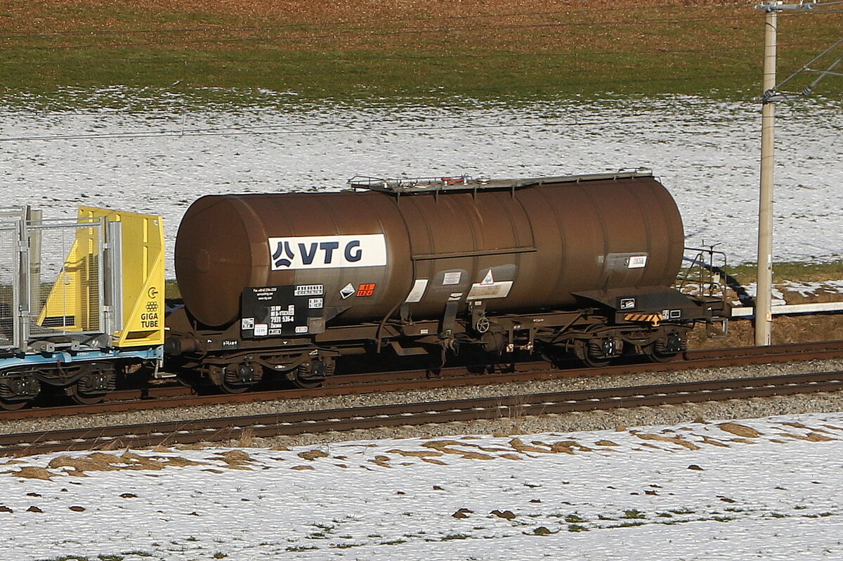 7931 535 (Zacns) von  VTG  am 16. Januar 2026 bei Axdorf.