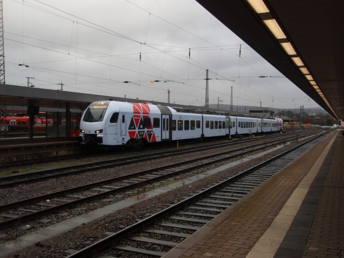 Ein ET 429 als RE 1 nach Koblenz Hbf in Saarbrcken Hbf. 20.12.2014