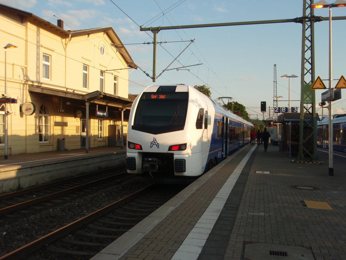 Ein FLIRT der Arriva als Snelltrein Maastricht - Aachen Hbf in Herzogenrath. 25.05.2019