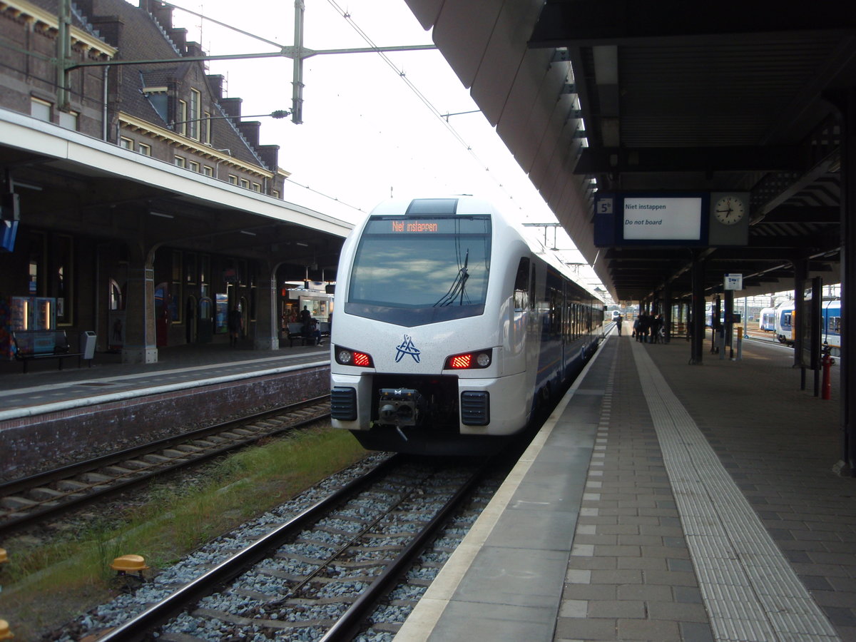 Ein FLIRT der Arriva als Sneltrein nach Heerlen in Maastricht. 25.05.2019