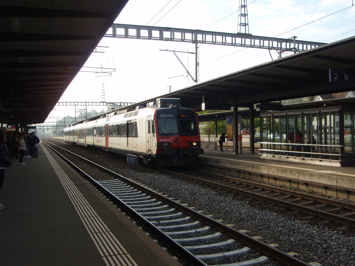 Ein RBDe 4/4 als S 29 nach Aarau in Turgi. 06.05.2019