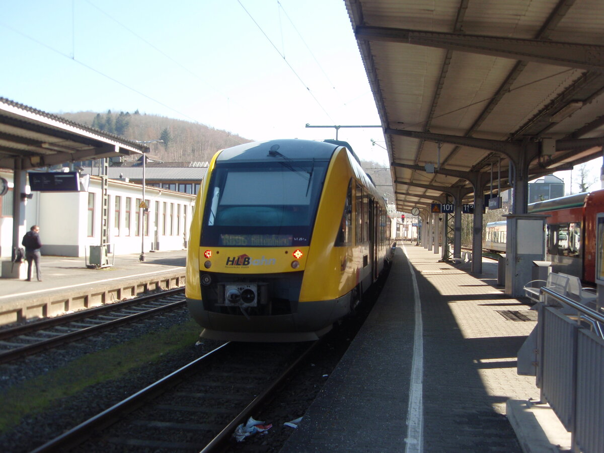 Ein VT 648 der Hessischen Landesbahn als RB 96 nach Dillenburg in Betzdorf (Sieg). 09.03.2024
