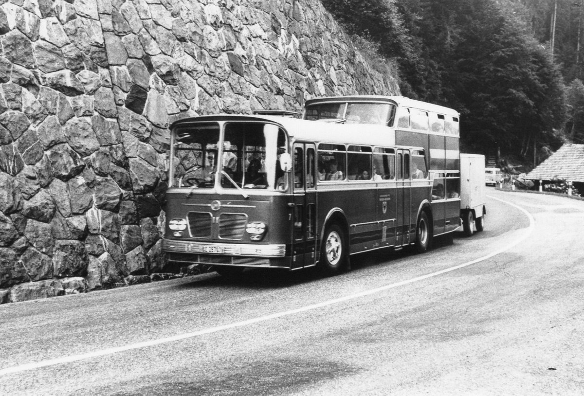 (R 20) - Aus dem Archiv: AFA Adelboden - Nr. 7/BE 26'707 - FBW/Vetter-R&J Anderthalbdecker um 1969 in Ried, Rohrbach