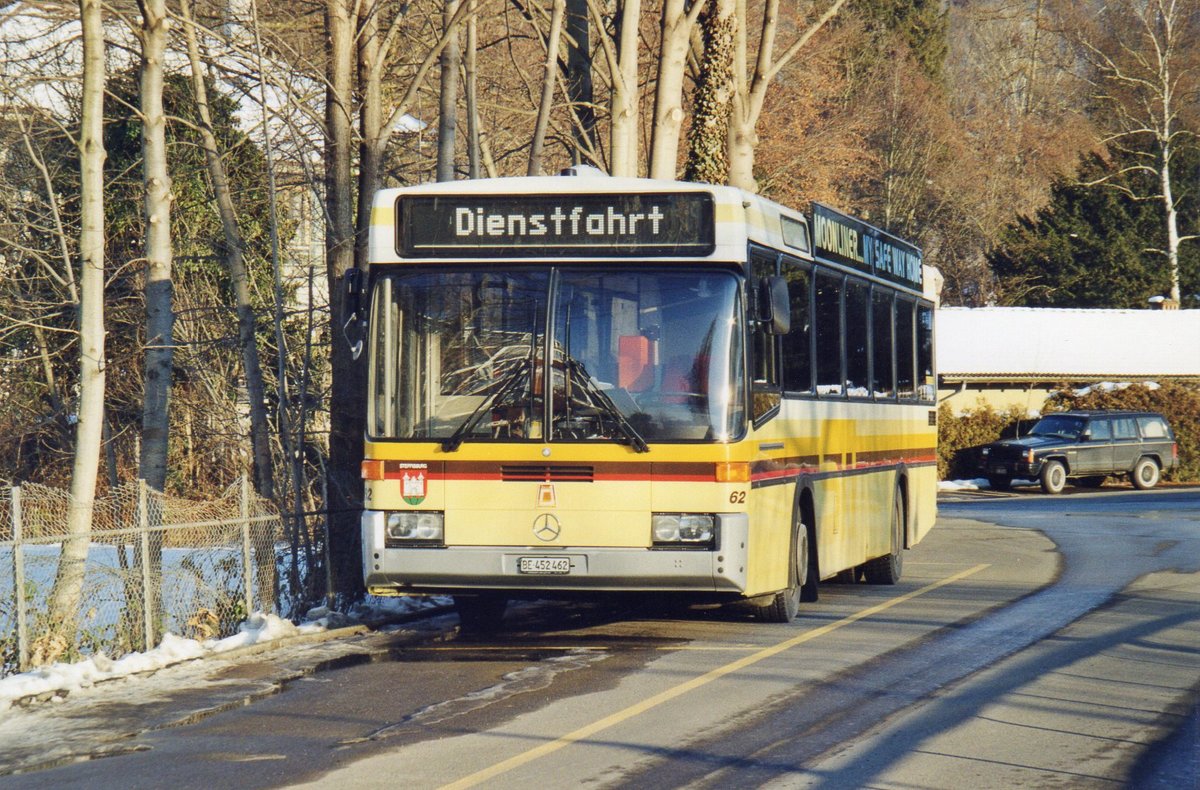 (R 3926) - Aus dem Archiv: STI Thun - Nr. 62/BE 452'462 - Mercedes/R&J am 6. Februar 2005 bei der Schifflndte Thun