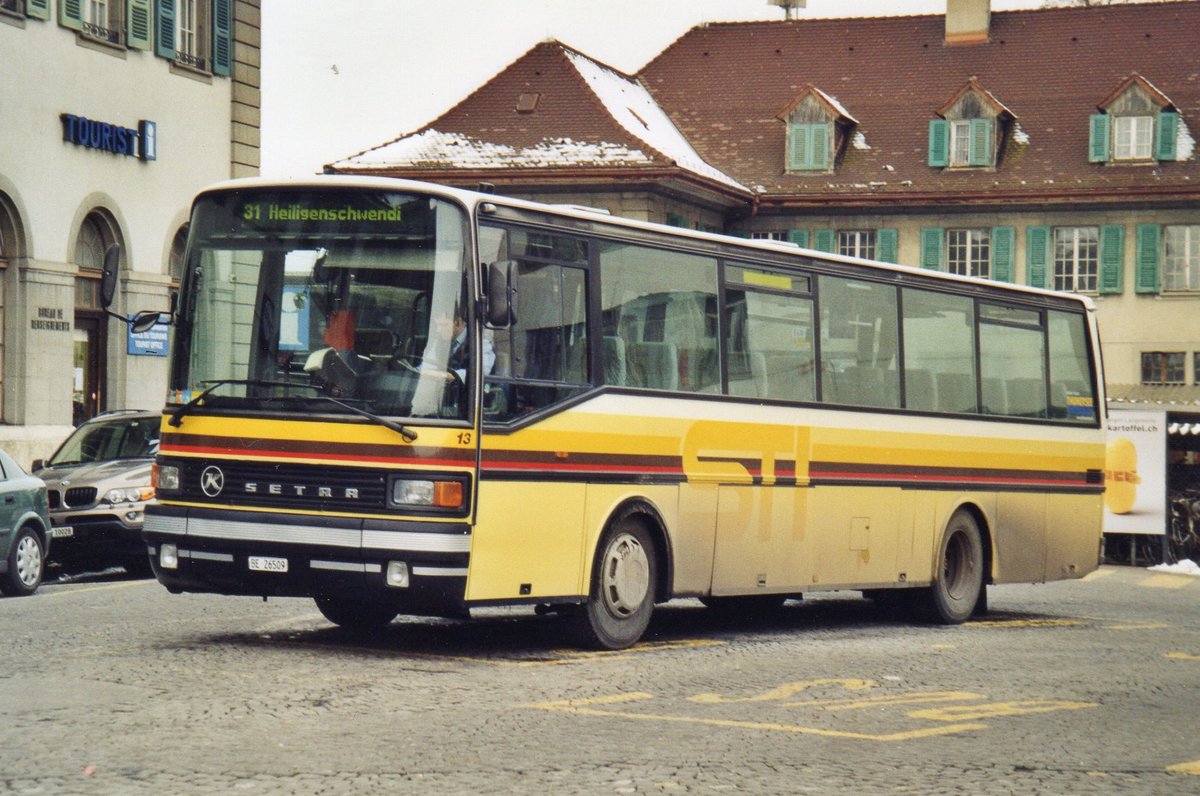 (R 4033) - Aus dem Archiv: STI Thun - Nr. 13/BE 26'509 - Setra (ex AvH Heimenschwand Nr. 3; ex AGS Sigriswil Nr. 1) am 19. Februar 2005 beim Bahnhof Thun