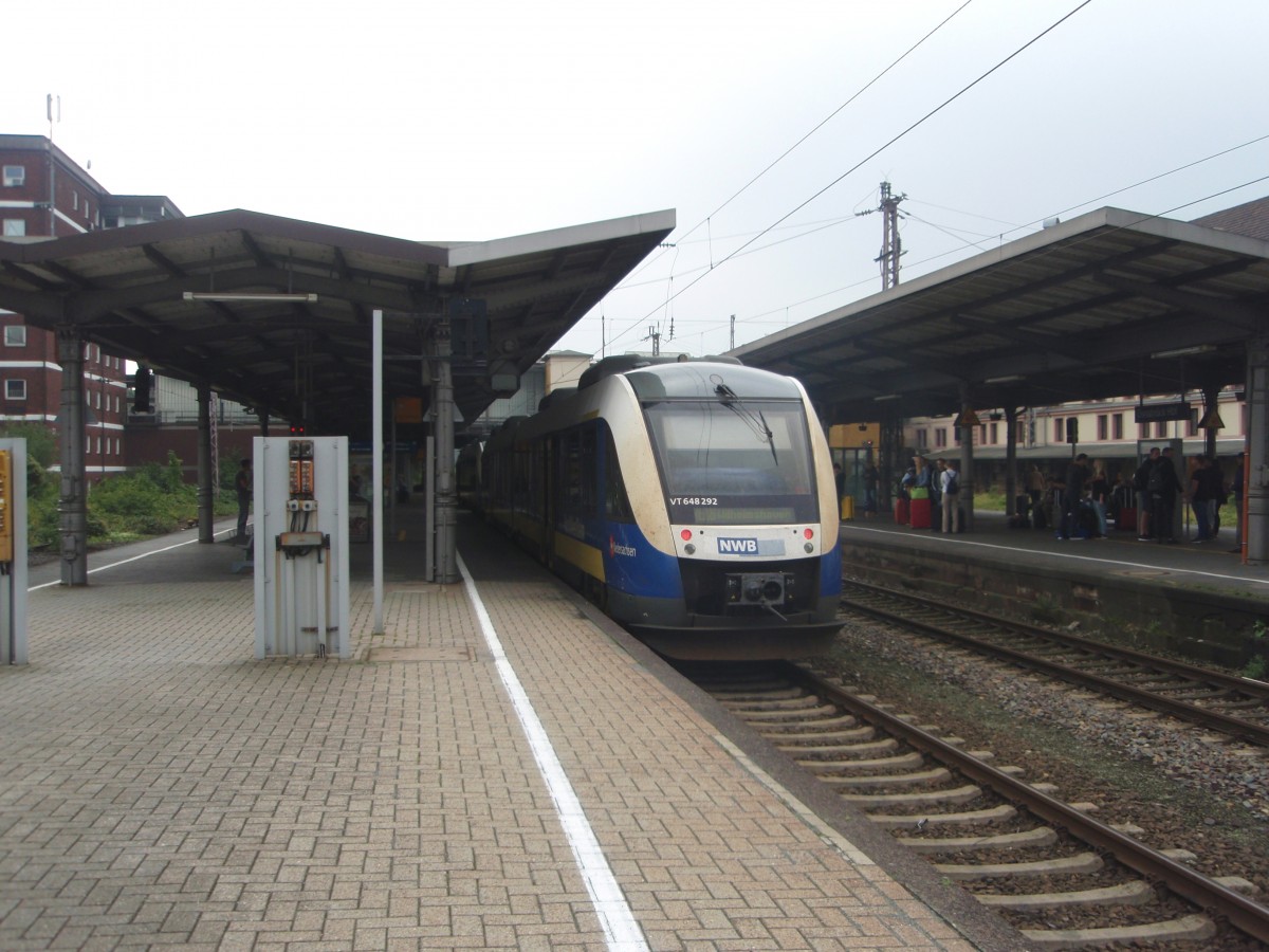 VT 648 292 der NordWestBahn als RE 18 nach Wilhelmshaven Hbf in Osnabrück Hbf. 24.08.2015