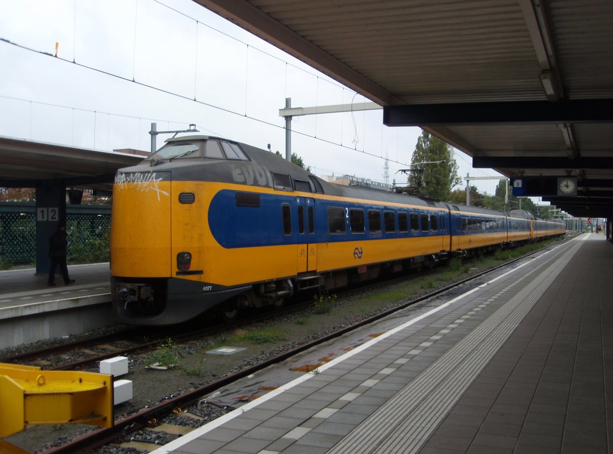 Zwei ICM als IC nach Den Haag Centraal in Enschede. 02.10.2017
