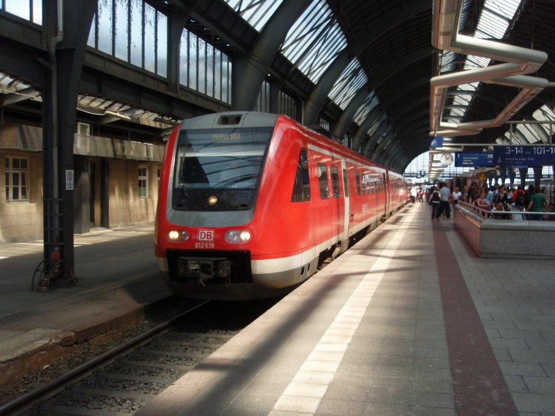 612 619 als RE 4 aus Mainz Hbf in Karlsruhe Hbf. 22.05.2009