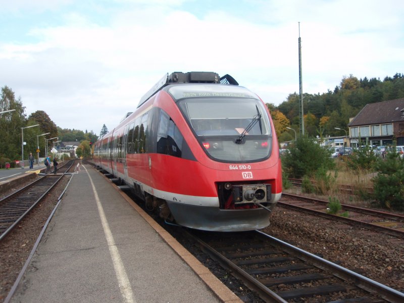 644 510 als RB 24 nach Kln-Messe/Deutz in Kall. 07.10.2008
