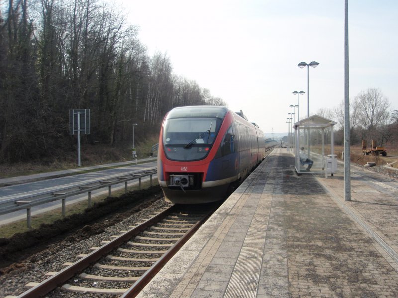 Ein VT 643.2 als RB 20 nach Heerlen in Eschweiler-Weiweiler. 01.03.2009