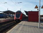 445 043 als RE 54 Bamberg - Frankfurt (Main) Hbf in Schweinfurt Hbf.