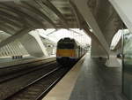 354 als IC nach Antwerpen Centraal in Lige-Guillemins.