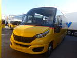 (215'870) - CarPostal Ouest - PID 11'379 - Iveco/Rosero am 4.