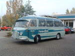 HD-ZP 500H
1962 Kassbohrer Setra S6
Operated by Mörch, Sinsheim, Germany.

Sinsheim, Germany, 23rd October 2010.