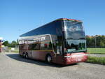 (238'734) - Zwahlen, Oberdiessbach - BE 346'410 - Van Hool am 1. August 2022 in Schpfen, Garage D'Aiuto